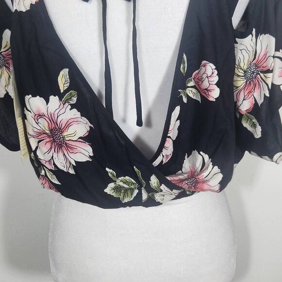 Band of Gypsies Black and Pink Floral Boho Crop Top Sz Small NWT Black Crop Top - Picture 6 of 10